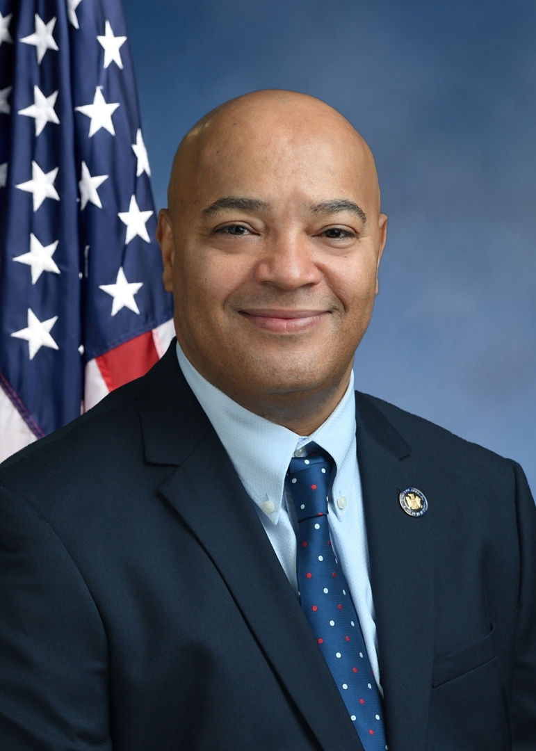 Legislative Commission on  Government Administration Chair  Edward Gibbs